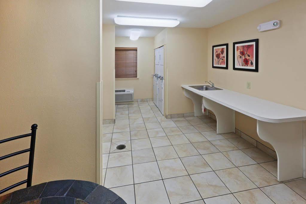 Candlewood Suites Wichita Falls At Maurine Street By Ihg Ngoại thất bức ảnh